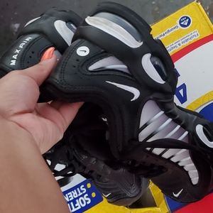 Nike Max Air shoes